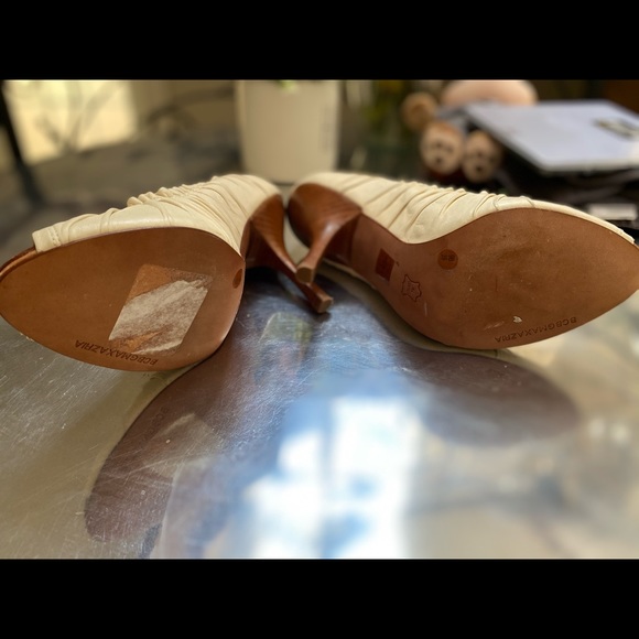 BCBGMaxazria stiletto beige heels - Picture 3 of 3